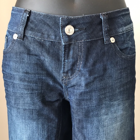 Buffalo David bottom Joan low rise denim. Stretch fair. Sexy dark wash. - Picture 4 of 11